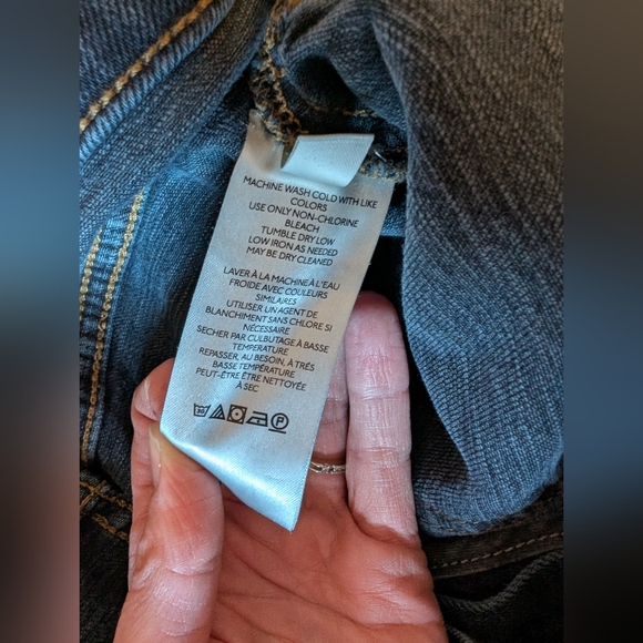 Pilcro Stretchy Flare Jeans Size 30 Tall - Picture 4 of 6